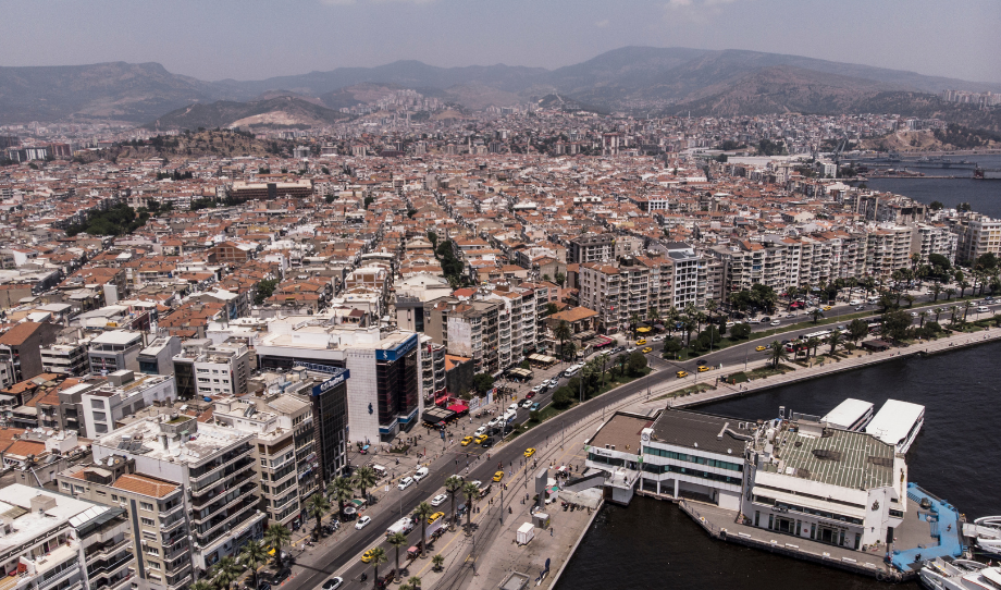 İzmir Karşıyaka Araç Kiralama