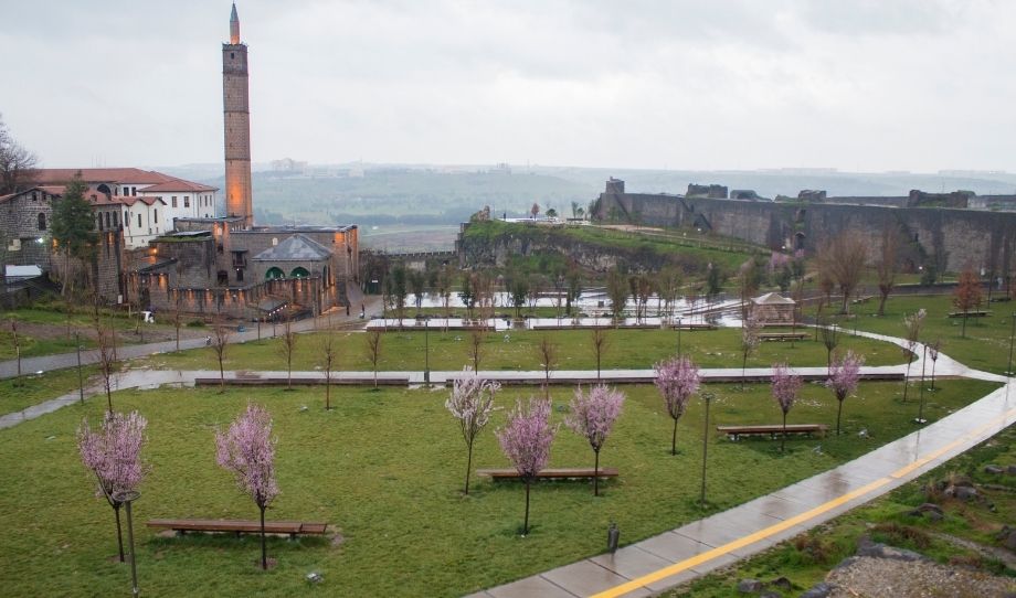 Diyarbakır Şehir Merkezi Araç Kiralama