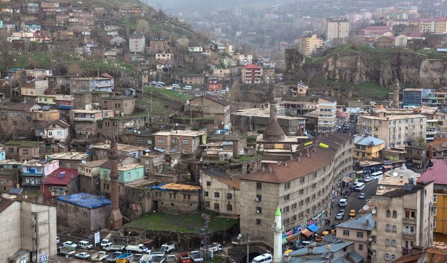 Bitlis Şehir Merkezi Araç Kiralama